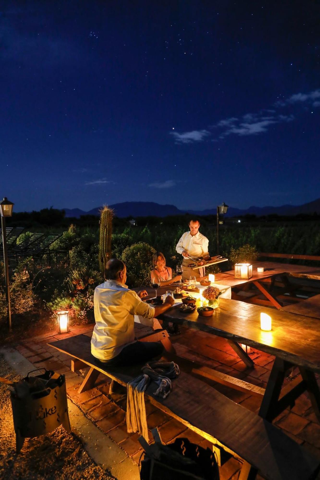 Grace Cafayate Hotel Exterior photo A restaurant in the resort
